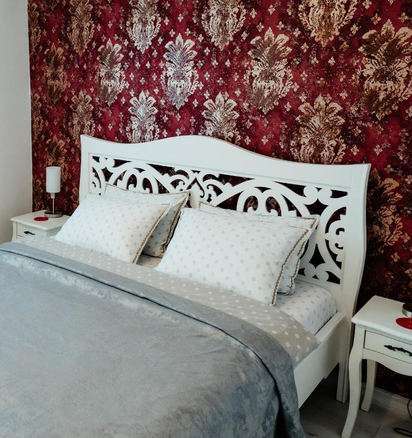 Carla'S Apart Palas-Hala Centrala 1 Bedroom, Airport Shuttle Iasi Esterno foto