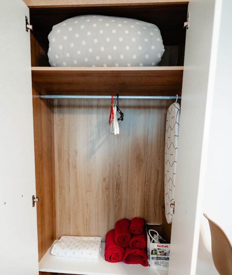 Carla'S Apart Palas-Hala Centrala 1 Bedroom, Airport Shuttle Iasi Esterno foto