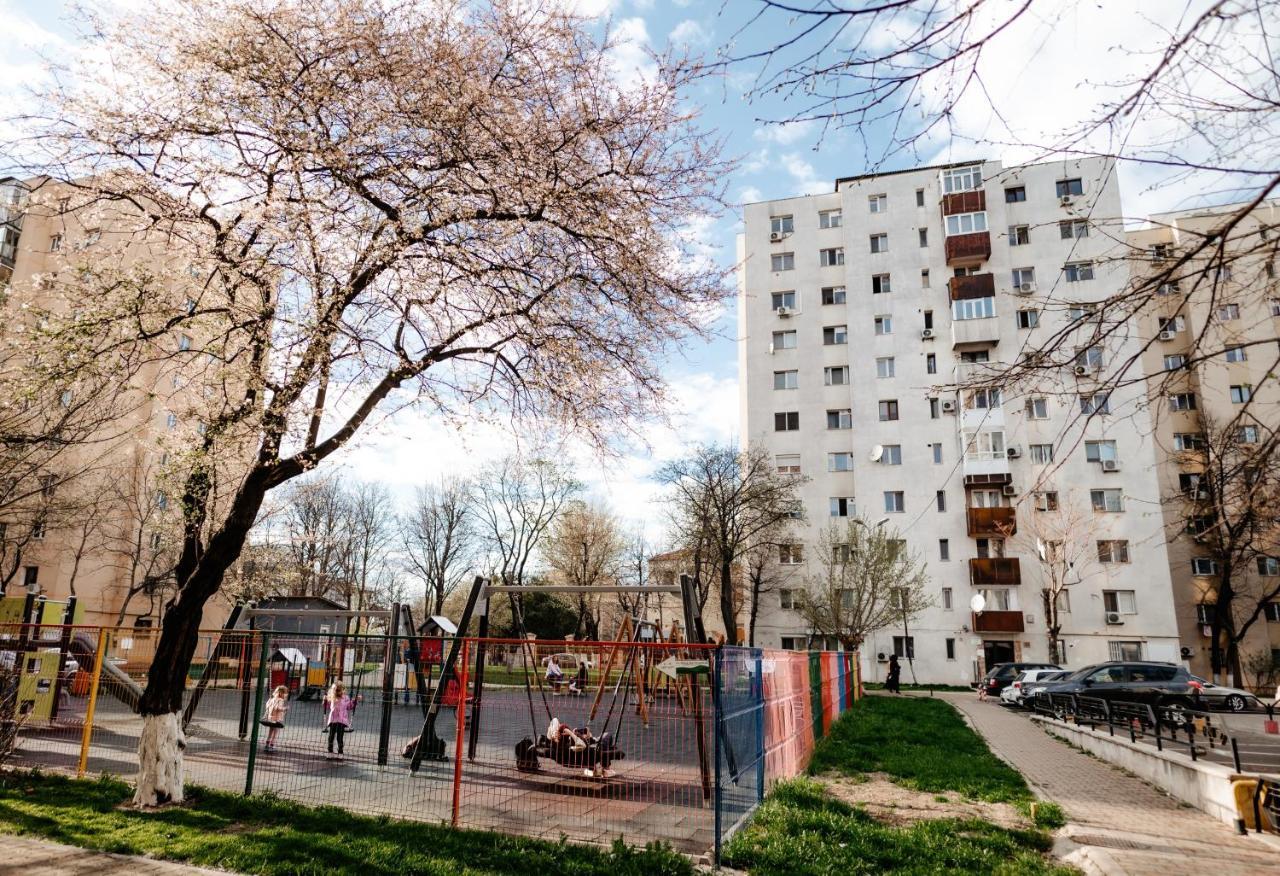 Carla'S Apart Palas-Hala Centrala 1 Bedroom, Airport Shuttle Iasi Esterno foto